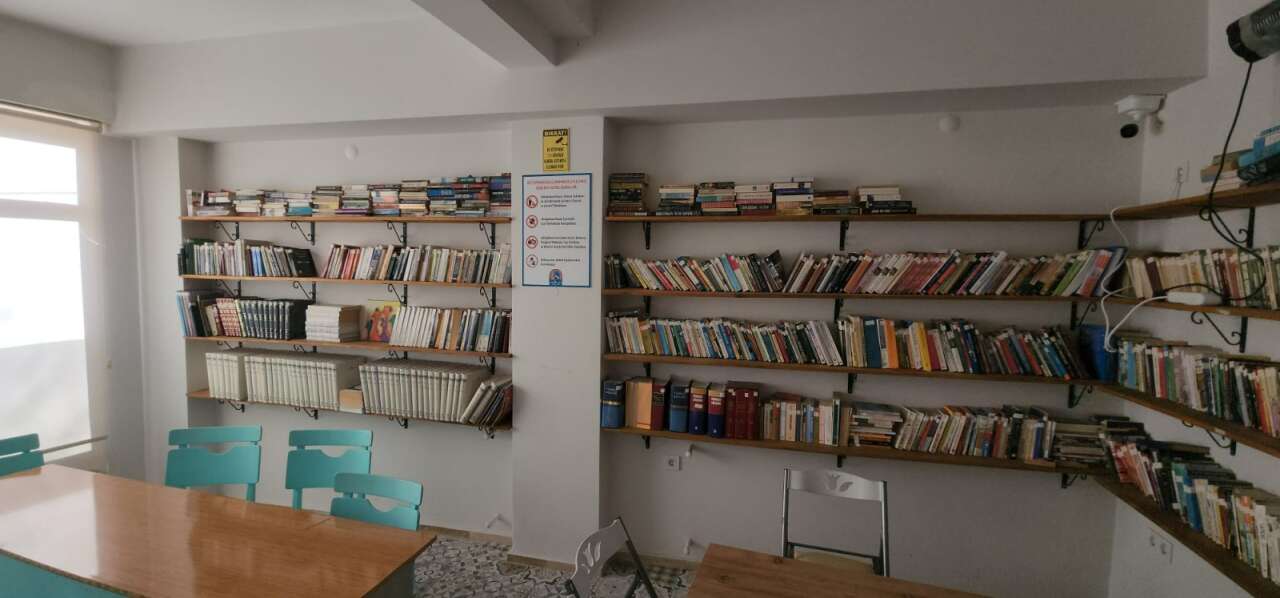 “Tanıyamadığı Kardeşinin Adını Yaşatıyor: Muğla' Saburhane’de Çocukların Hayatını Değiştiren Kütüphane” 8